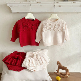 Elegant Knitted Sweater Outfit