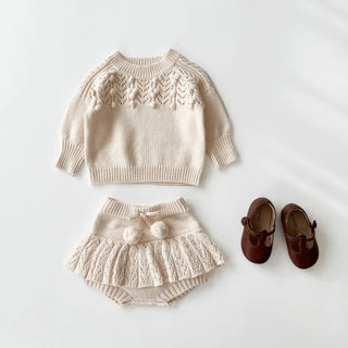 Elegant Knitted Sweater Outfit
